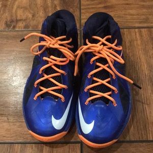 Boys LeBron 10 P.S Elite 'Superhero' size 6